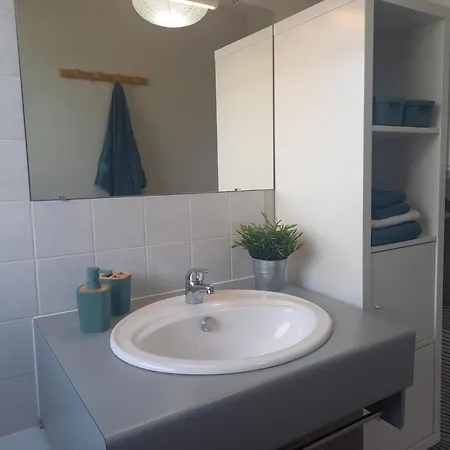 Memorial 2-4pers Apartman *